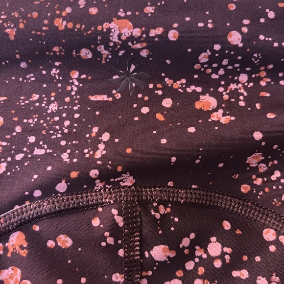 Athleta ultimate stash pocket splat Capri size XS - Picture 2 of 5